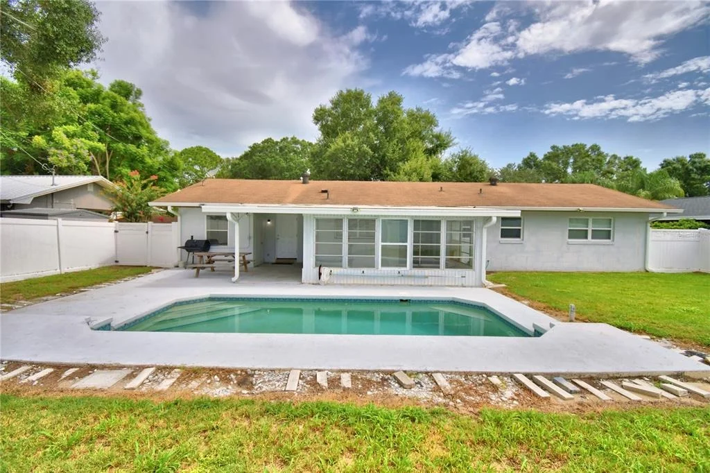 Photo of 153 BROWNING CIR