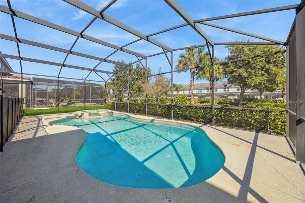Photo of 6000 OAK GREEN LOOP