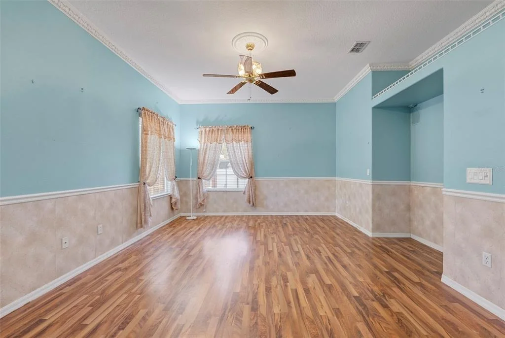 Photo of 52 BUTTONWORTH DRIVE