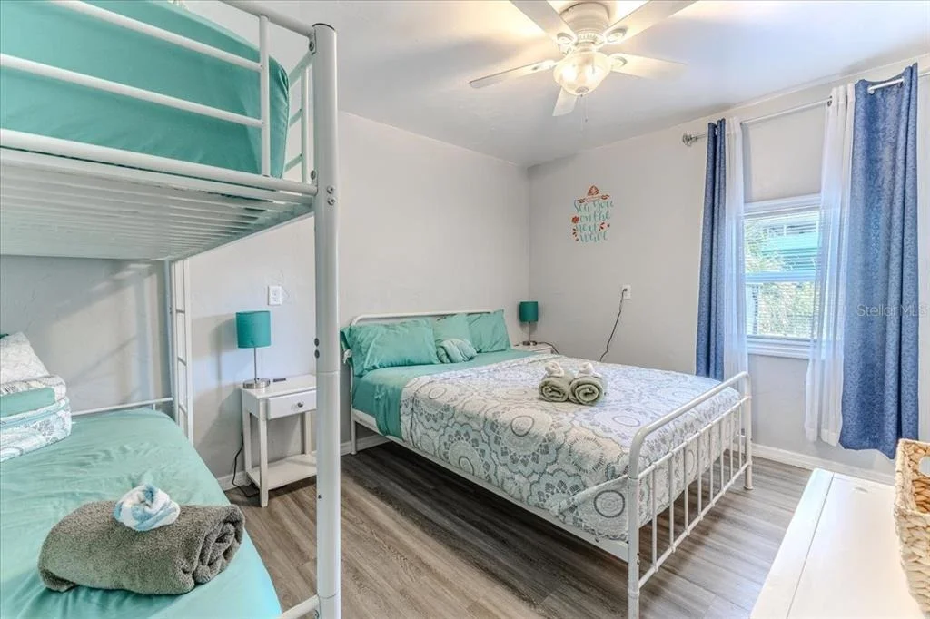 Photo of 5261 CIRCLE DRIVE