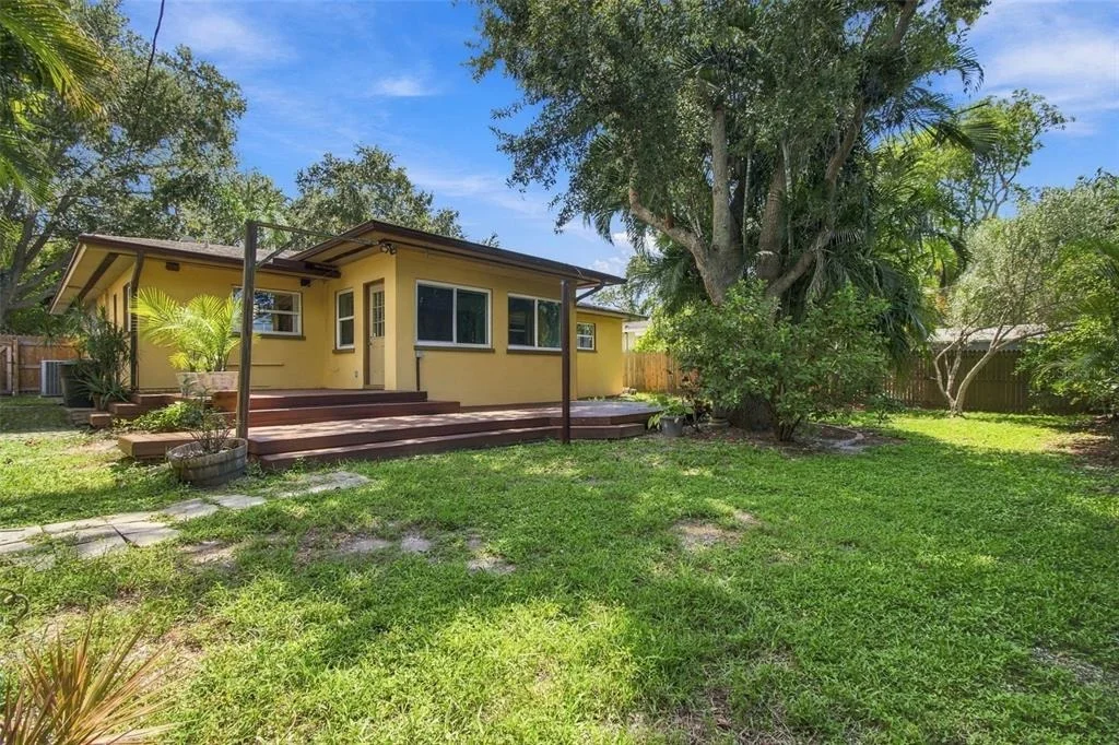 Photo of 1612 SAN CHARLES DRIVE