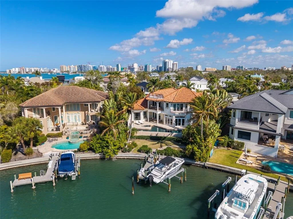 Photo of 1394 HARBOR DRIVE