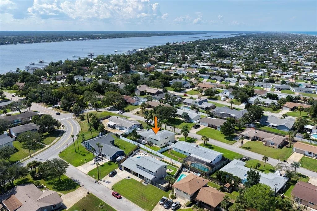 Photo of 76 BANYAN DRIVE