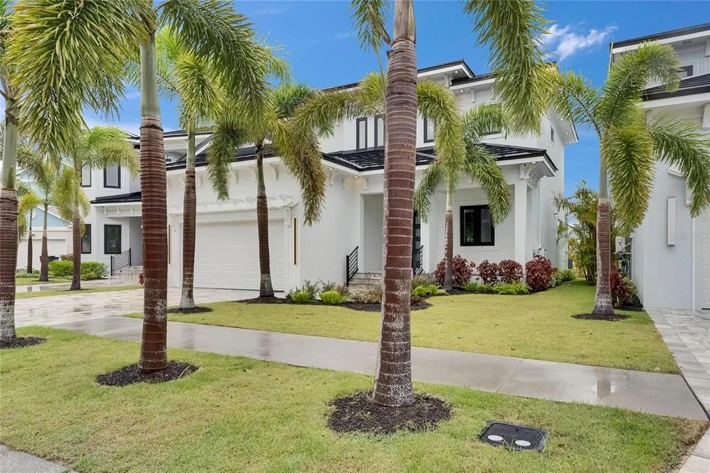 Photo of 6528 SIMONE SHORES CIRCLE