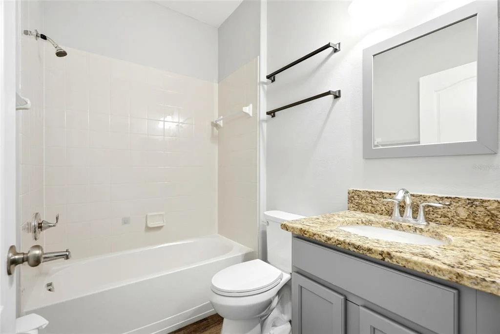 Photo of 909 MEADOW GLADE DRIVE