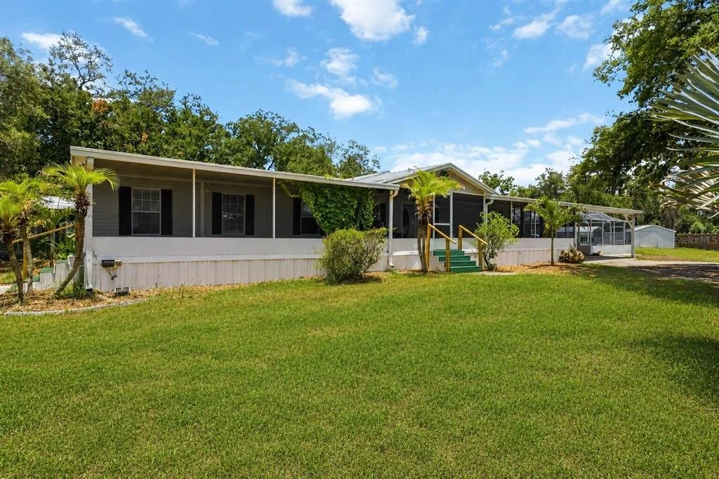 Photo of 12104 WOODSIDE DRIVE
