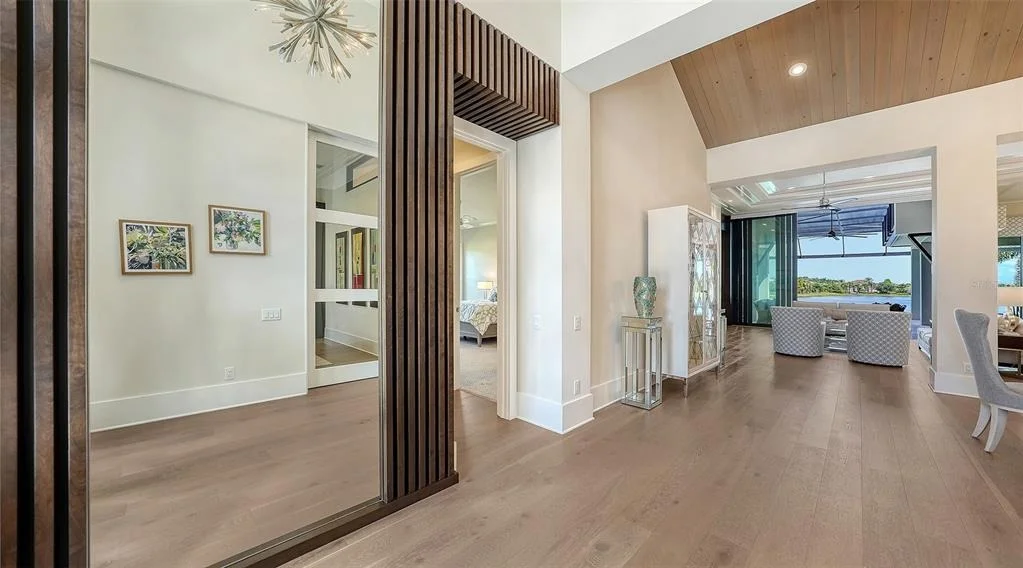 Photo of 8339 LUCERNE LOOP