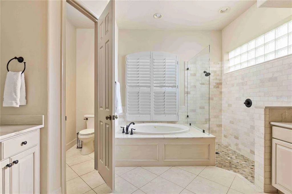 Photo of 10006 DISCOVERY TERRACE
