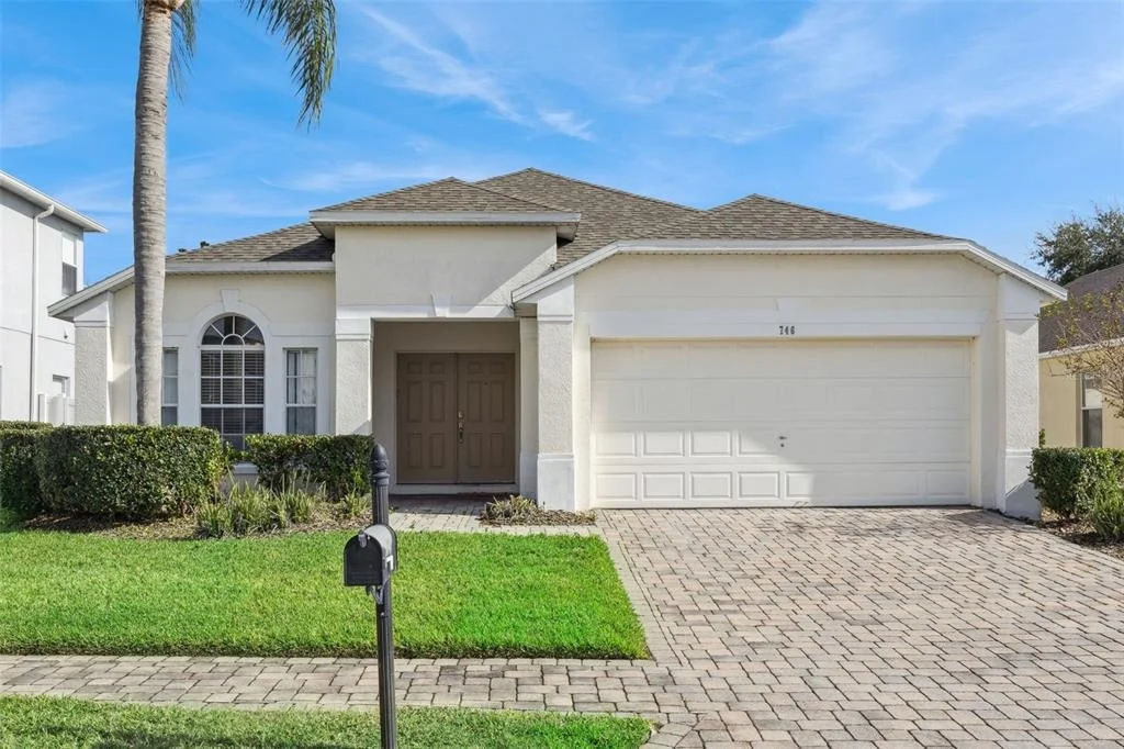 Photo of 746 KILDRUMMY DRIVE