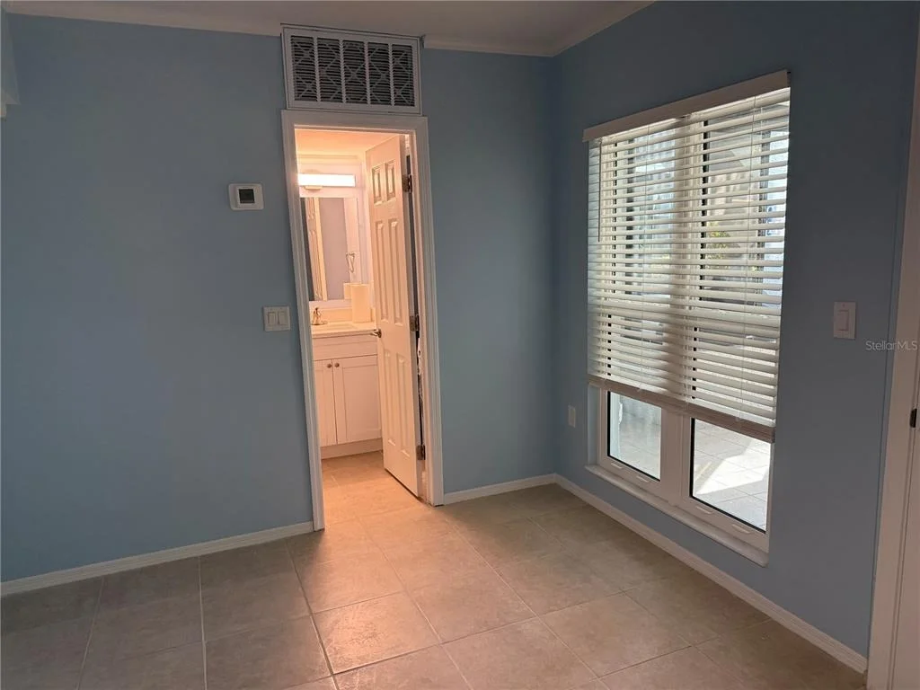 Photo of Unit D at 179 MEDALLION BOULEVARD