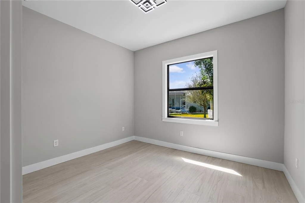 Photo of 1 WHITE MARSH ROAD