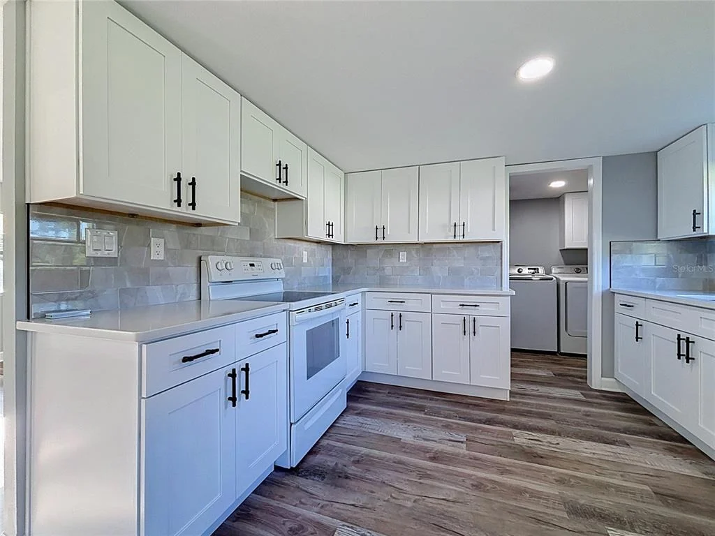 Photo of 2307 STATE ROAD 33