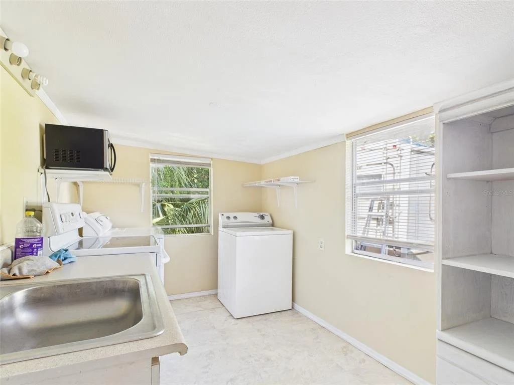 Photo of 13014 LINCOLN ROAD