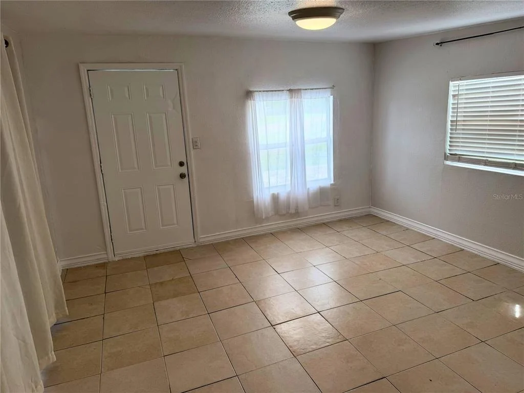 Photo of 2602 SIDNEY AVENUE