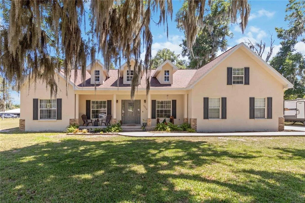 Photo of 2313 HOLDEN LANE