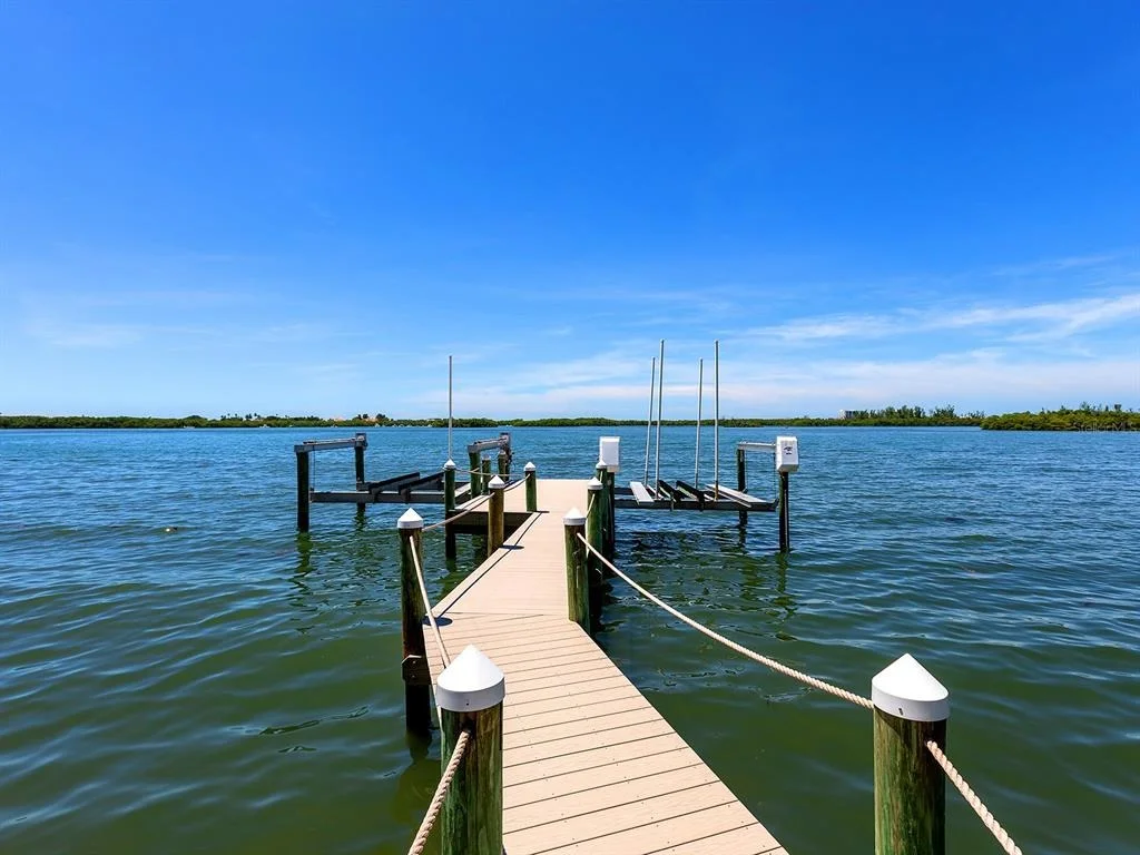 Photo of 112 OSPREY POINT DRIVE