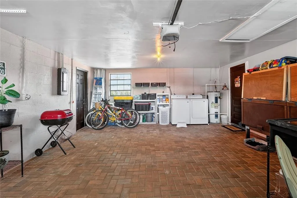 Photo of 6108 FAIRWAY BOULEVARD