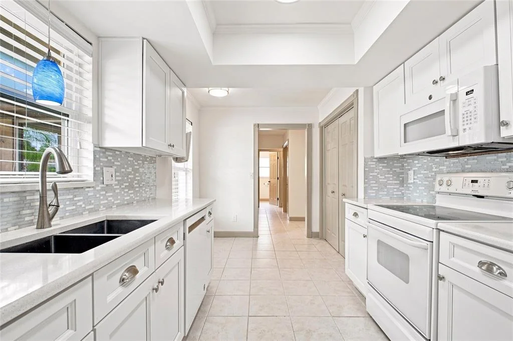 Photo of 2336 MALCOLM DRIVE
