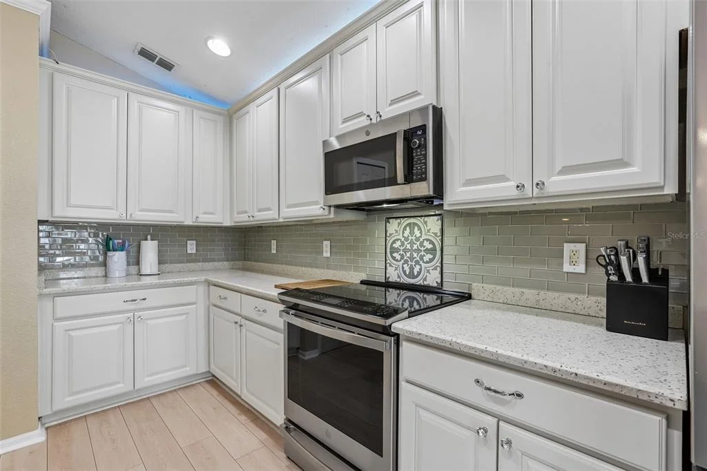 Photo of 2546 ARROWPOINTE DRIVE
