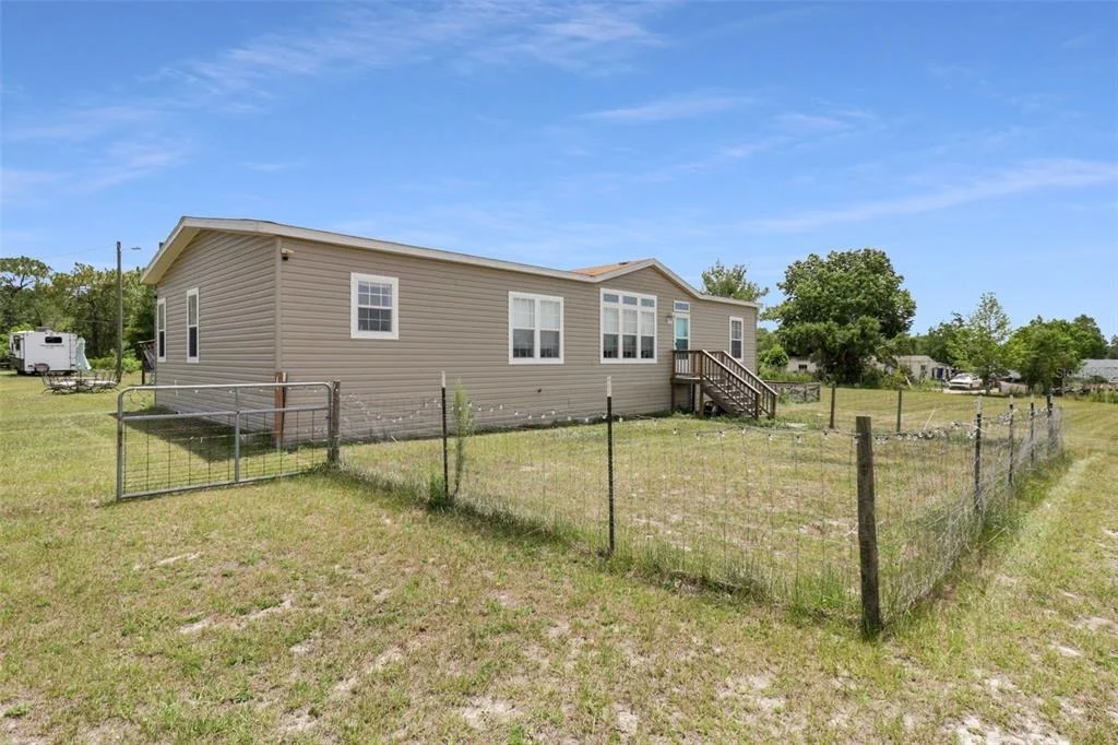 Photo of 16947 AUBURNDALE LANE
