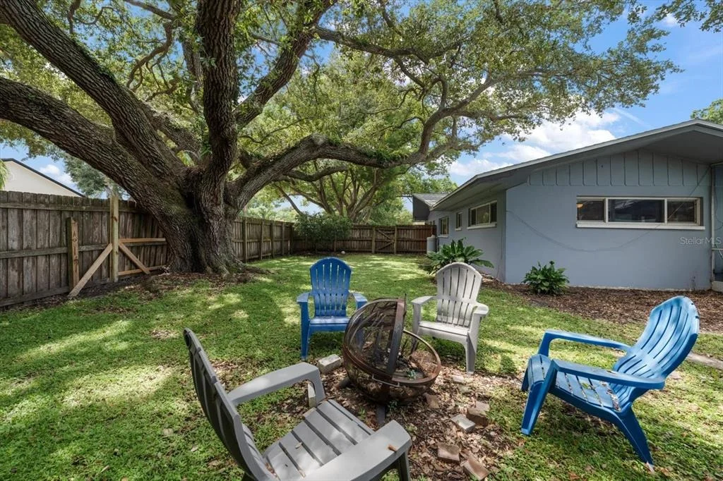 Photo of 1 MAPLEWOOD AVENUE
