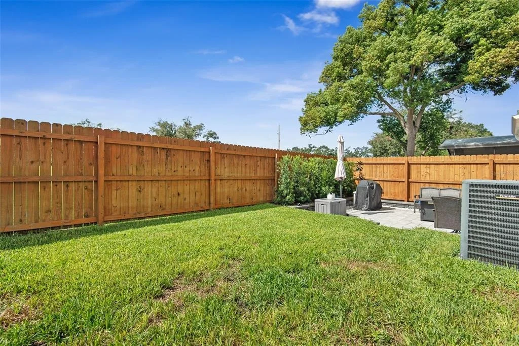 Photo of 1216 PIN OAK DRIVE