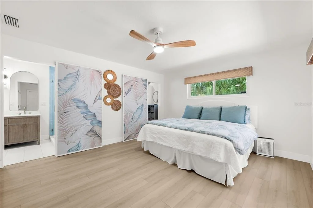 Photo of 730 BAY ESPLANADE