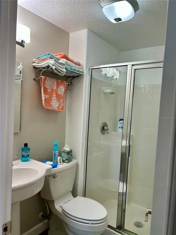 Photo of 1638 PARADISE LANE