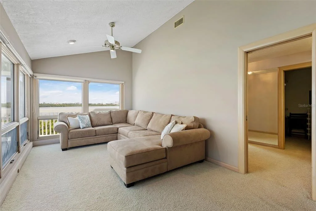 Photo of 290 BAYSIDE DRIVE