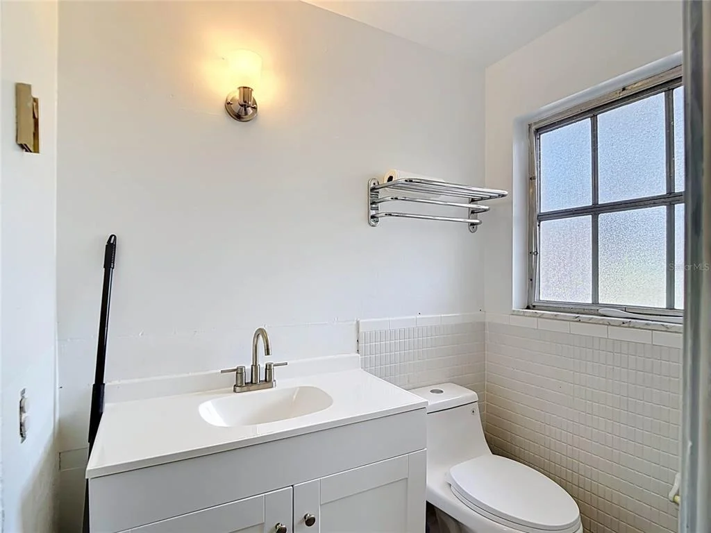 Photo of 5433 FRONT DRIVE