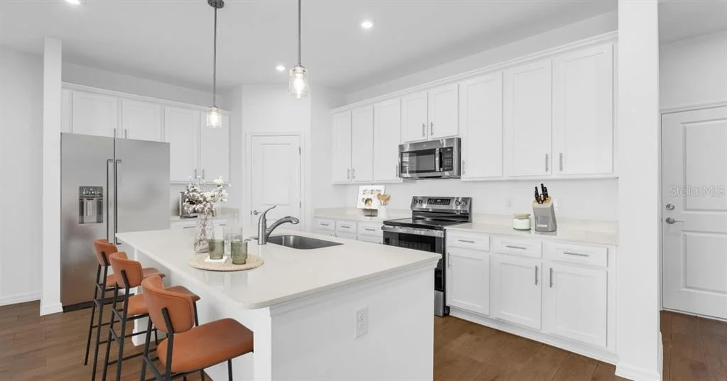 Photo of 4437 RIVER BEACON BOULEVARD