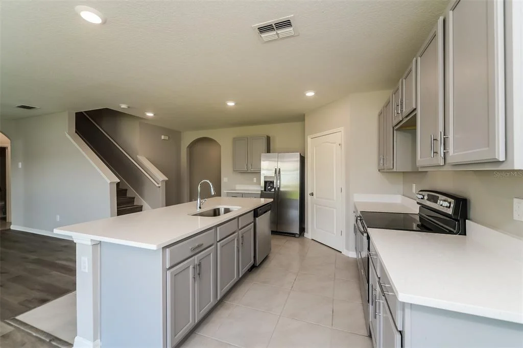 Photo of 321 ALEXZANDER WAY