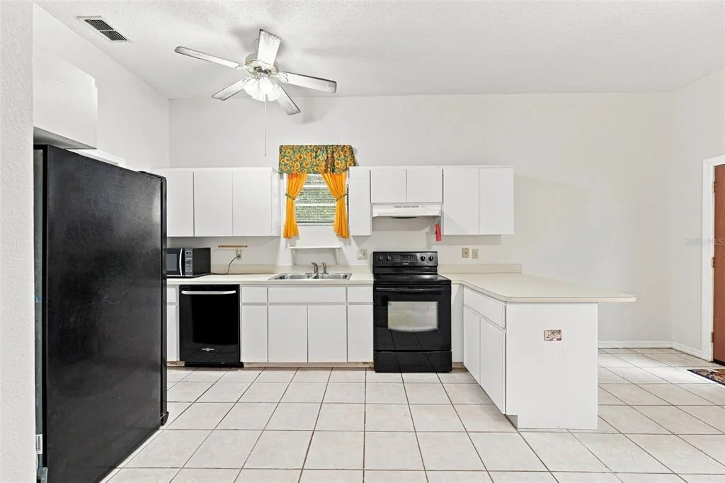 Photo of 16205 PERIMETER DRIVE