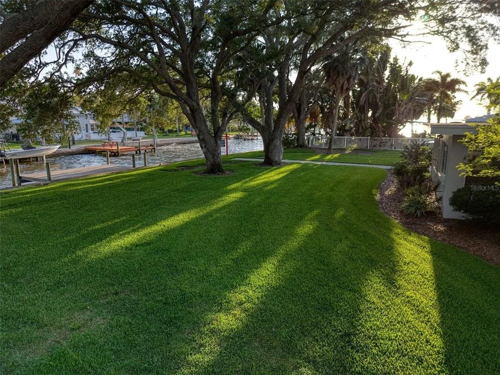 Photo of 5 SHORE DRIVE