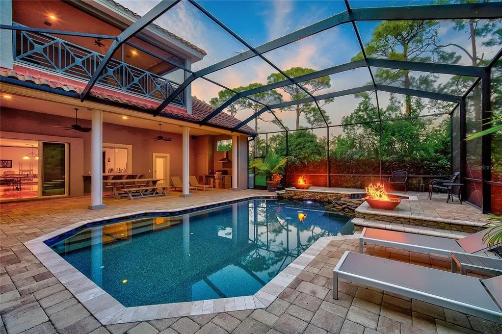 Photo of 854 MACEWEN DRIVE