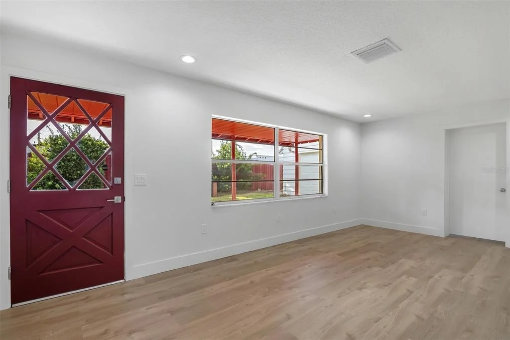 Photo of 525 OLOLU DRIVE