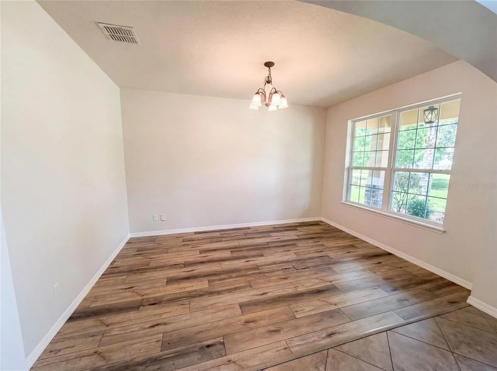 Photo of 280 CHANDLER CIRCLE