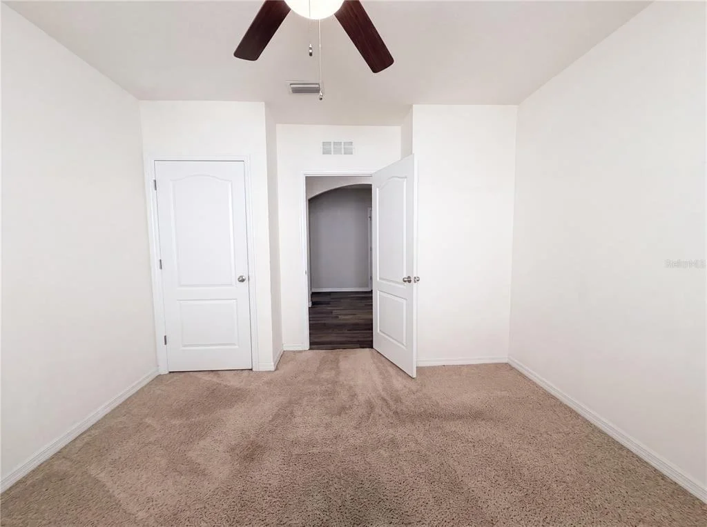 Photo of 16415 TREASURE POINT DRIVE