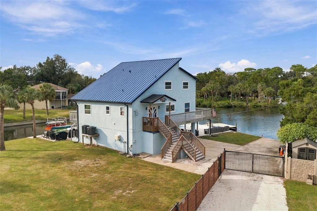 Photo of 14523 BARLOW LANE