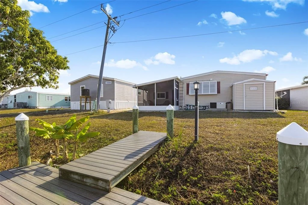 Photo of 320 LA COSTA