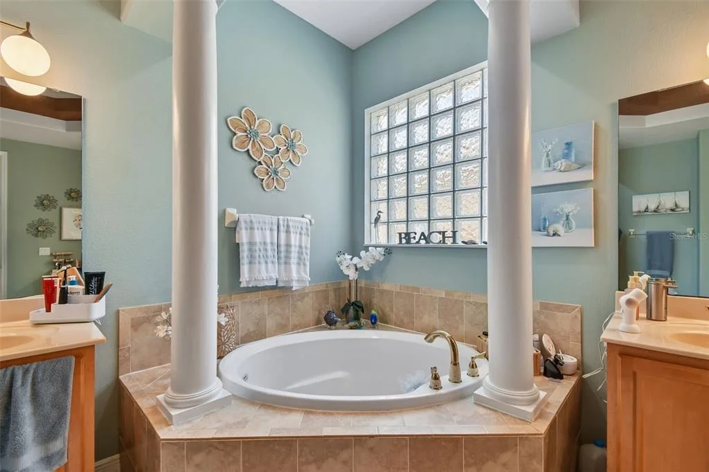 Photo of 1489 ARBITUS CIRCLE