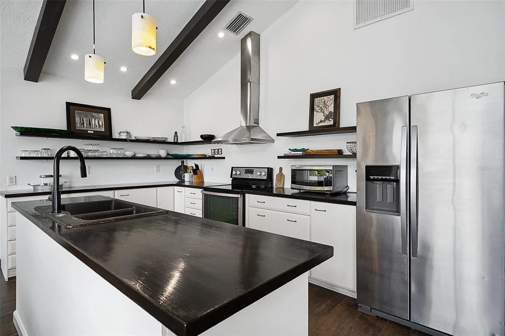 Photo of 3110 JOHN ANDERSON DRIVE