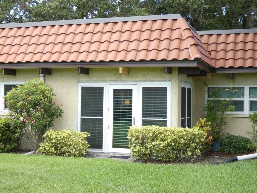 Photo of Unit 9G at 1701 PINEHURST ROAD