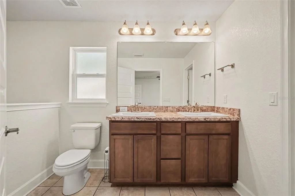 Photo of 2363 RING ROAD