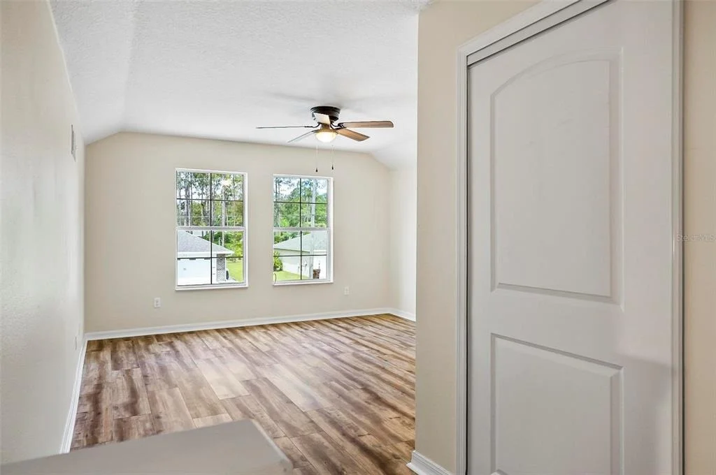 Photo of 91 SEA TRAIL