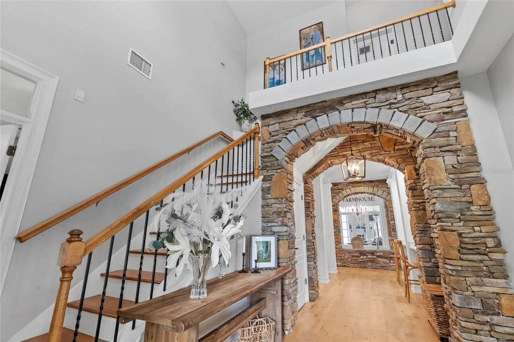 Photo of 19601 EAGLE CREST DRIVE