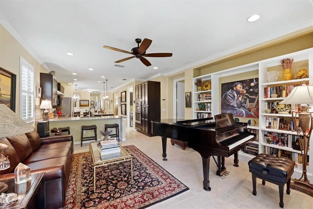 Photo of 3681 DIVOT LANE