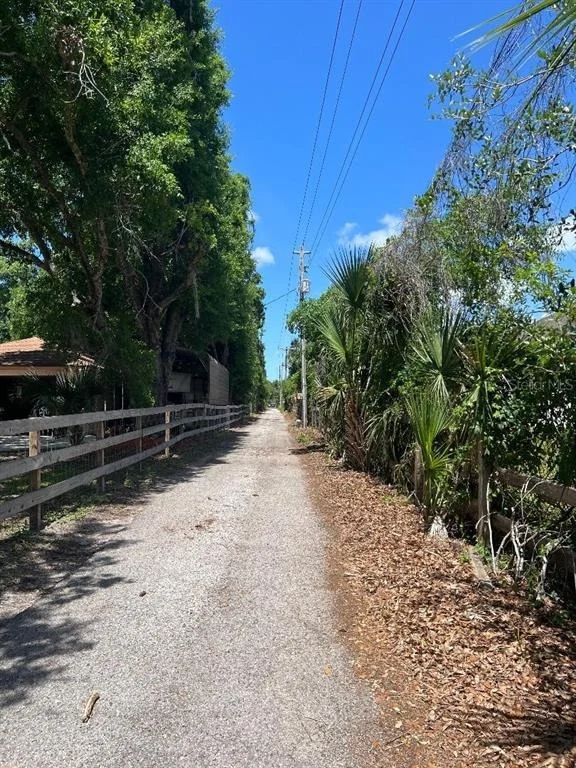 Photo of 15617 CASEY ROAD