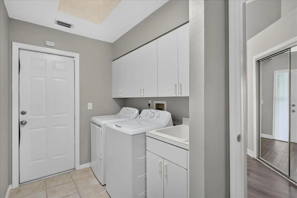 Photo of 854 CHRISTINA CIRCLE