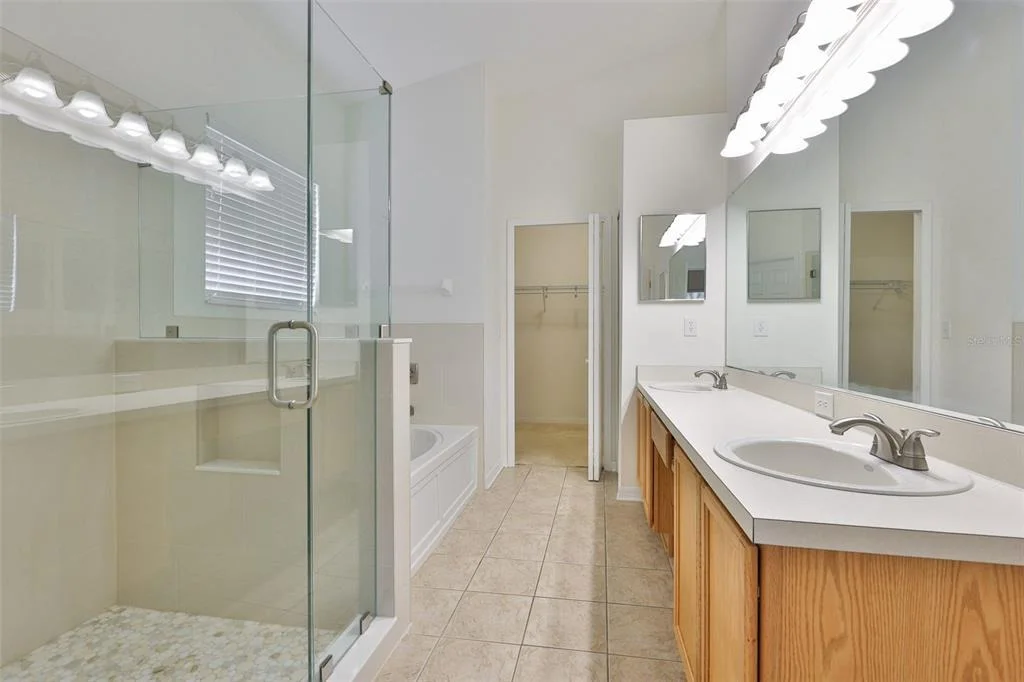 Photo of 11813 STONEWOOD GATE DRIVE